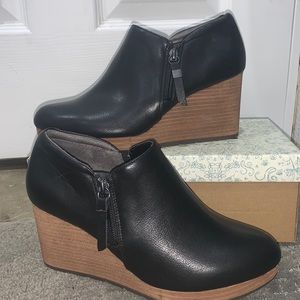 Dr shows high heel shoes